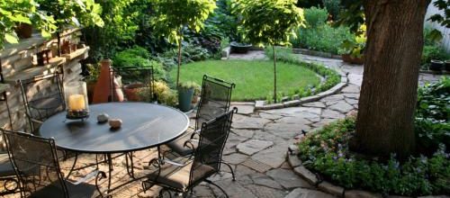 Keep Costs Down with Professional Landscaping